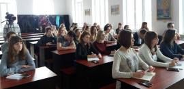 Писати кулінарні огляди студенти-журналісти вчаться, вивчаючи гастрономічні уподобання князів Острозьких 