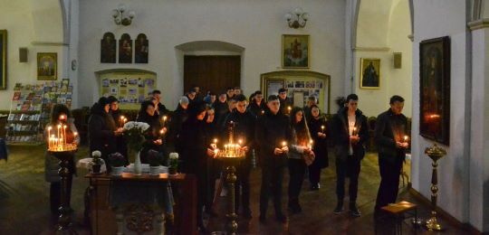 В Острозькій академії вшанували пам’ять Героїв Небесної Сотні