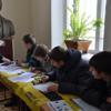 Студенти Острозької академії пишуть листи на захист людської свободи