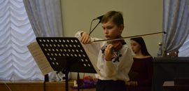 A Violinist Nazar Pasichnyk-Plyska Gave a Concert at Ostroh Academy Again