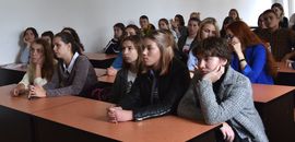 A lecture to students entitled “Erasmus+: how to study abroad”