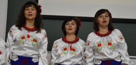 В Острозькій академії ансамбль «Берегиня» заспівав українських пісень