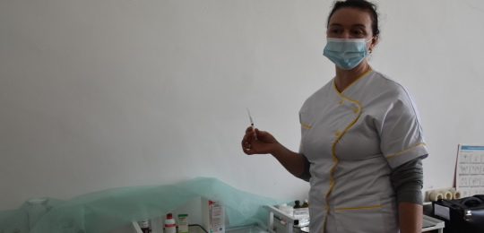В Острозькій академії проводять вакцинування працівників бустерною дозою проти COVID-19