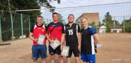 В Острозькій академії відбувся турнір із паркового волейболу