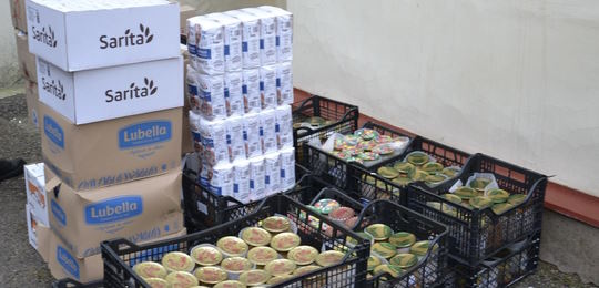 Острозька академія передала продукти харчування для українських захисників 