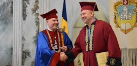 Віталій Коваль і Михайло Весельський стали почесними докторами Острозької академії