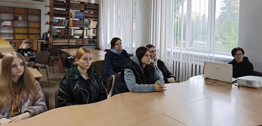 В Острозькій академії відбулися тренінги «Як не потрапити у пастку плагіату: поради бібліографа»