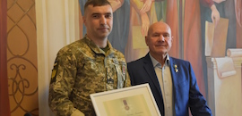 Студентам Острозької академії вручили нагороди Головнокомандувача ЗСУ й Президента України