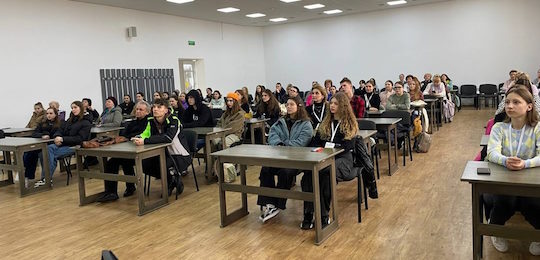 Учасники фінального етапу XXXV Всеукраїнської учнівської олімпіади з української мови і літератури відвідали Острозьку академію