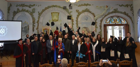 В Острозькій академії відбувся випуск магістрів ОПП «Політологія», оновленої в межах проєкту WARN